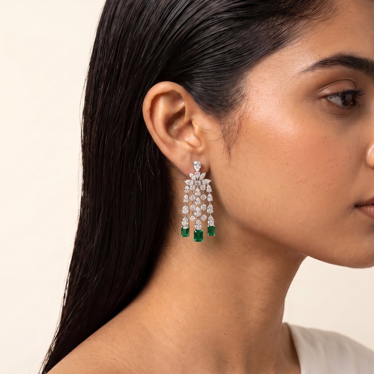 Emerald Radiance Diamond Cascade Necklace Set