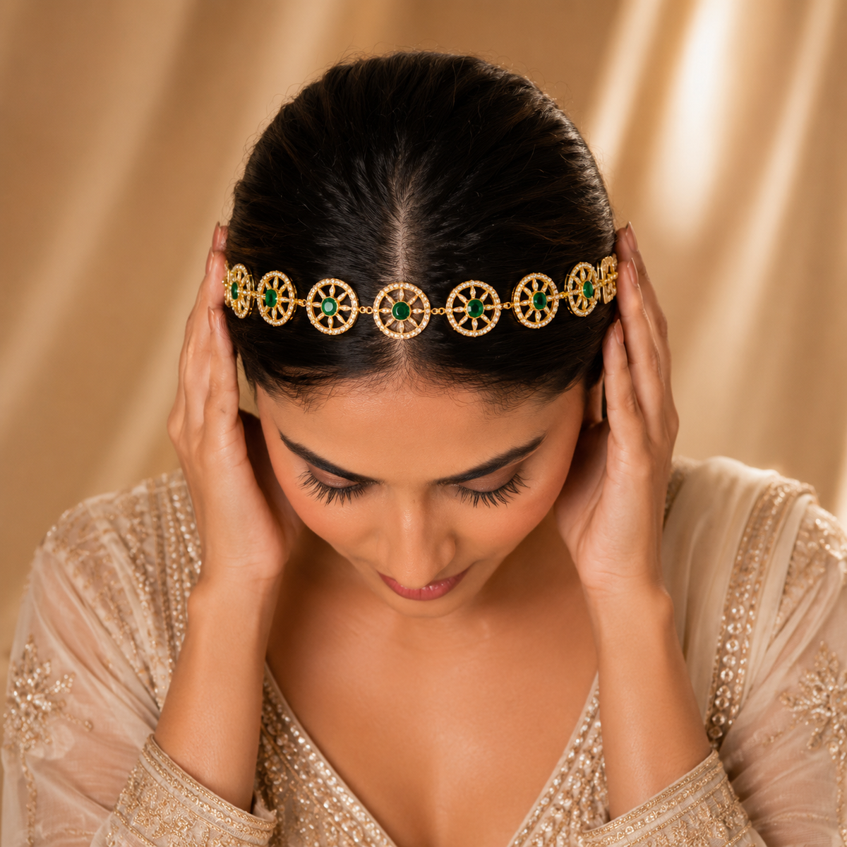 Emerald Chakra Kundan Mathapatti