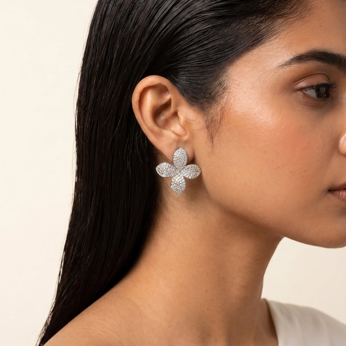 Florielle Diamond Blossom Necklace Set