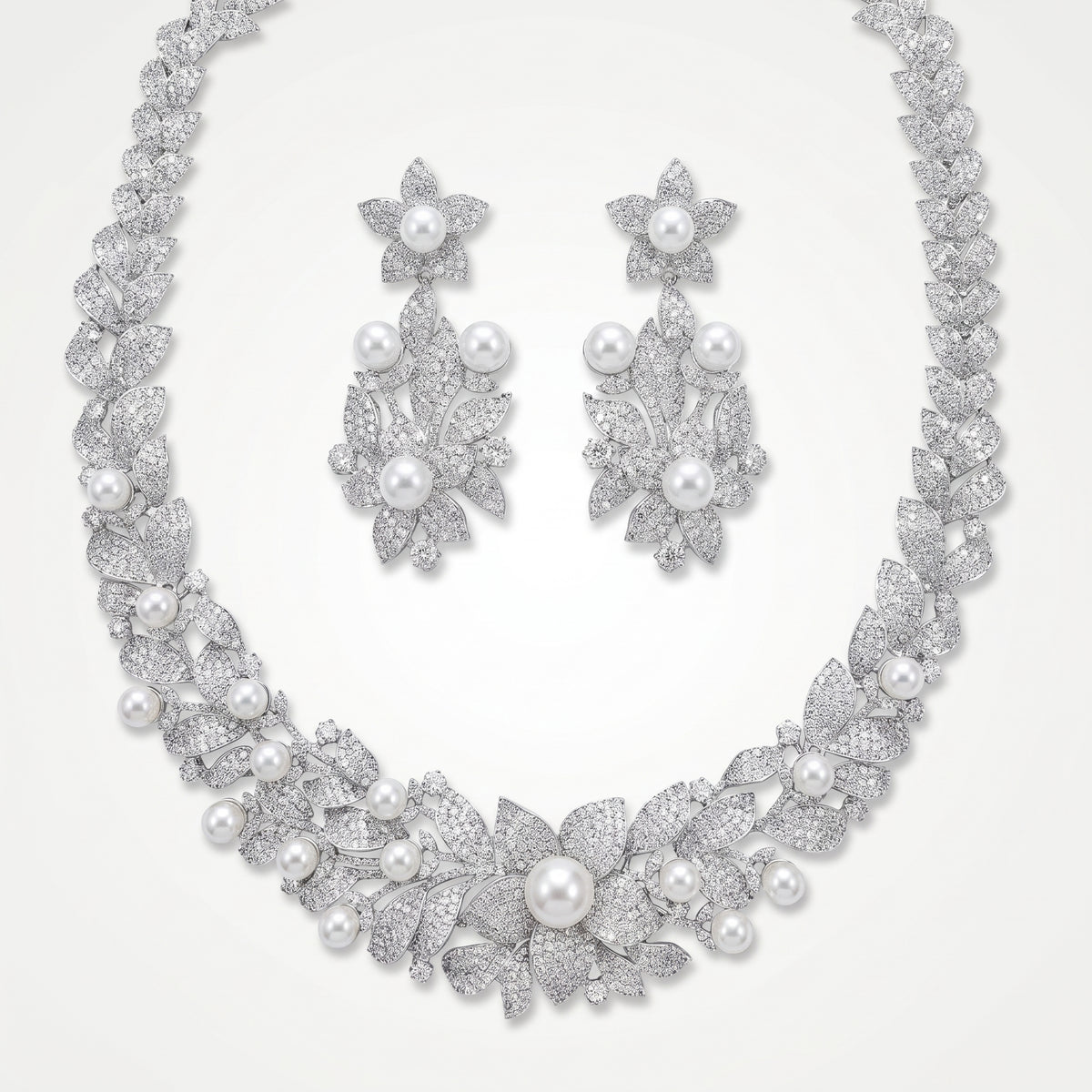 Fleur de Pearl Diamond Floral Necklace Set