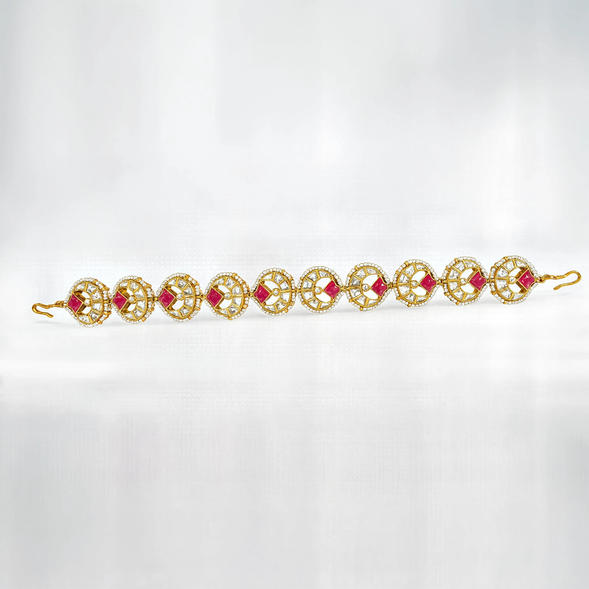 Riva Ruby Kundan Mathapatti