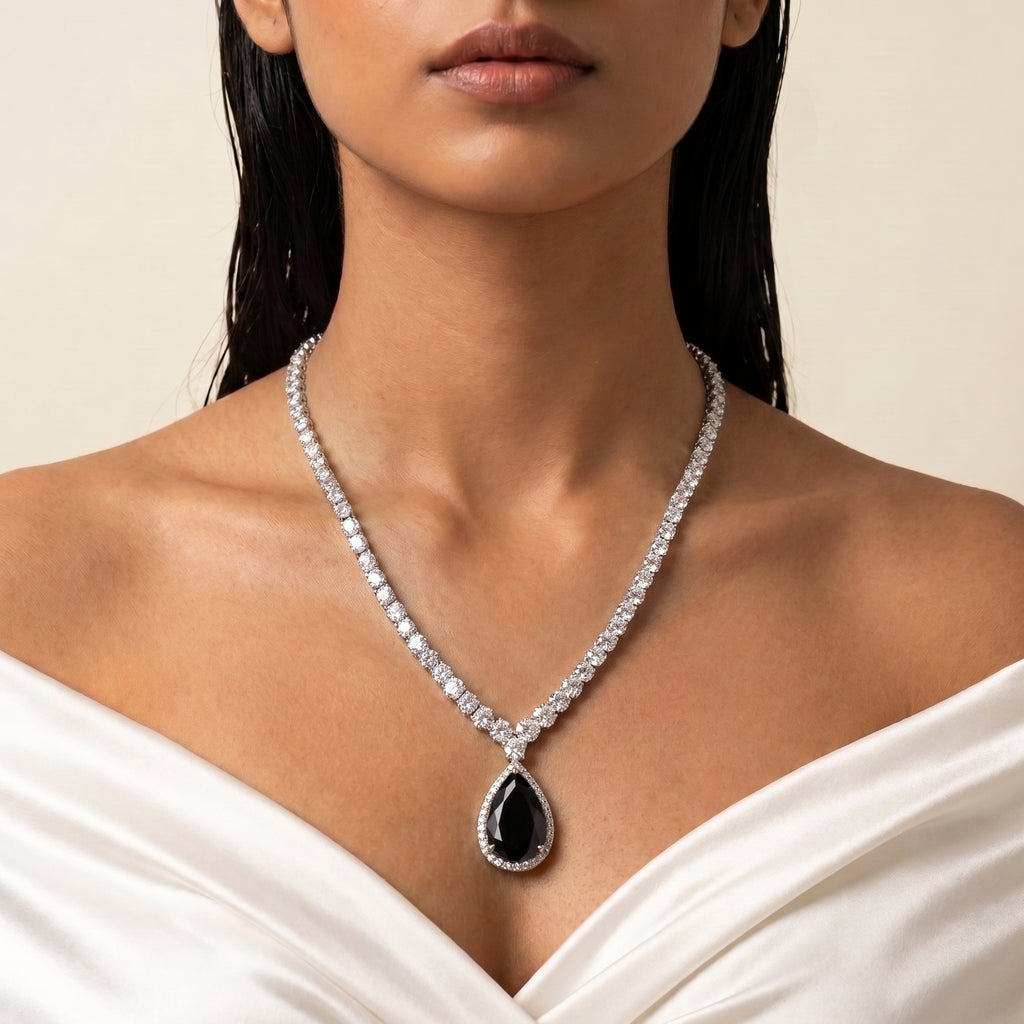 Onyx Royale Diamond Solitaire Drop Necklace Set