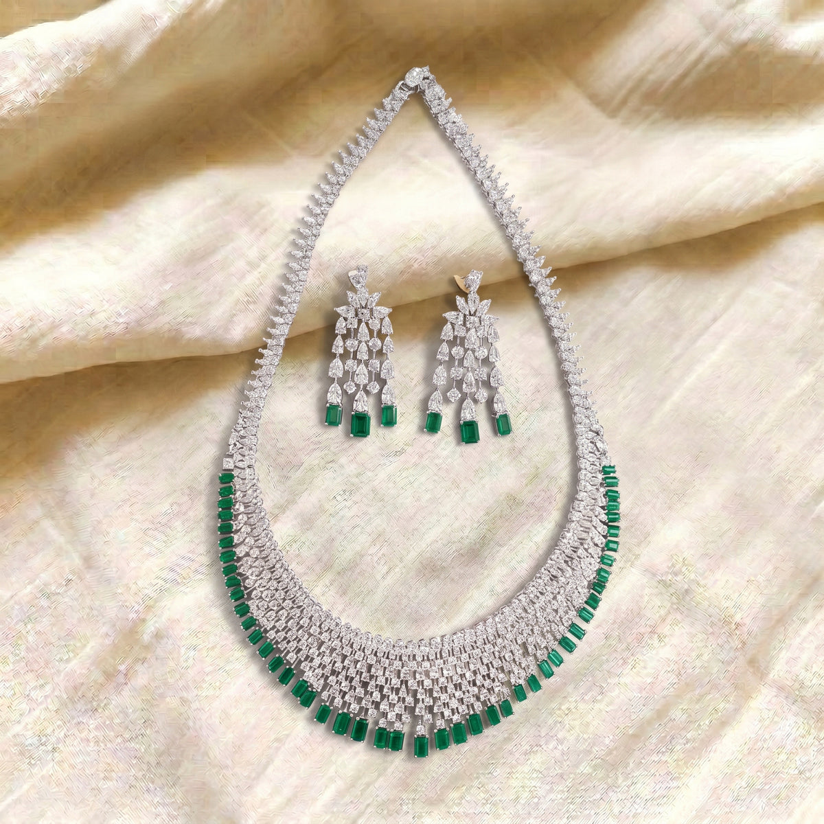 Emerald Radiance Diamond Cascade Necklace Set