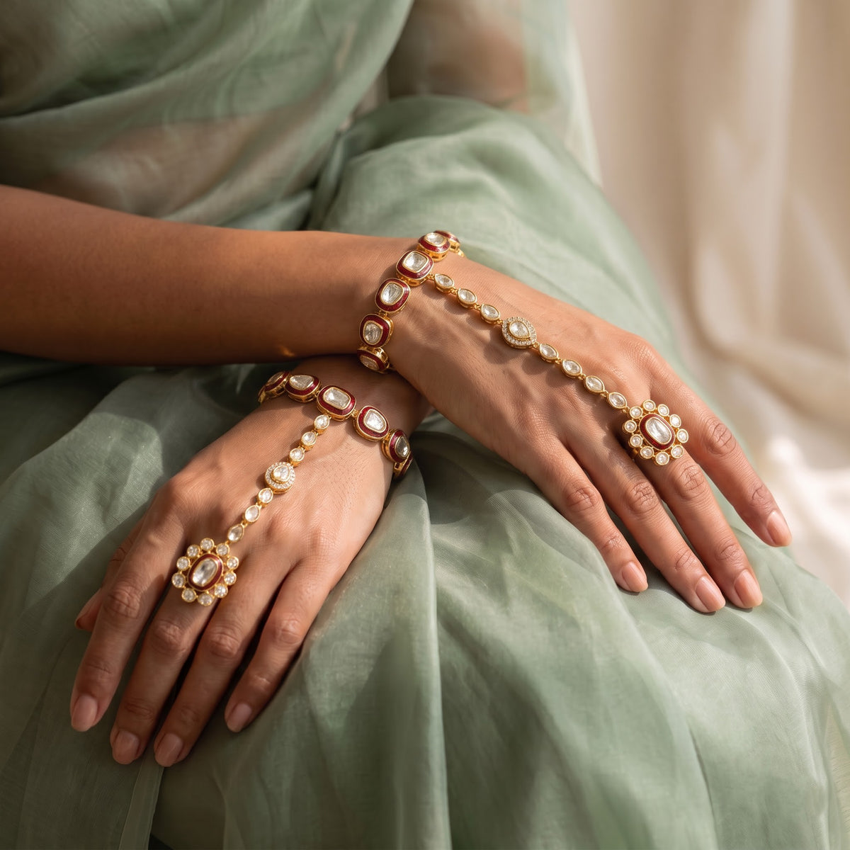 Riva Ruby Kundan Hathphool