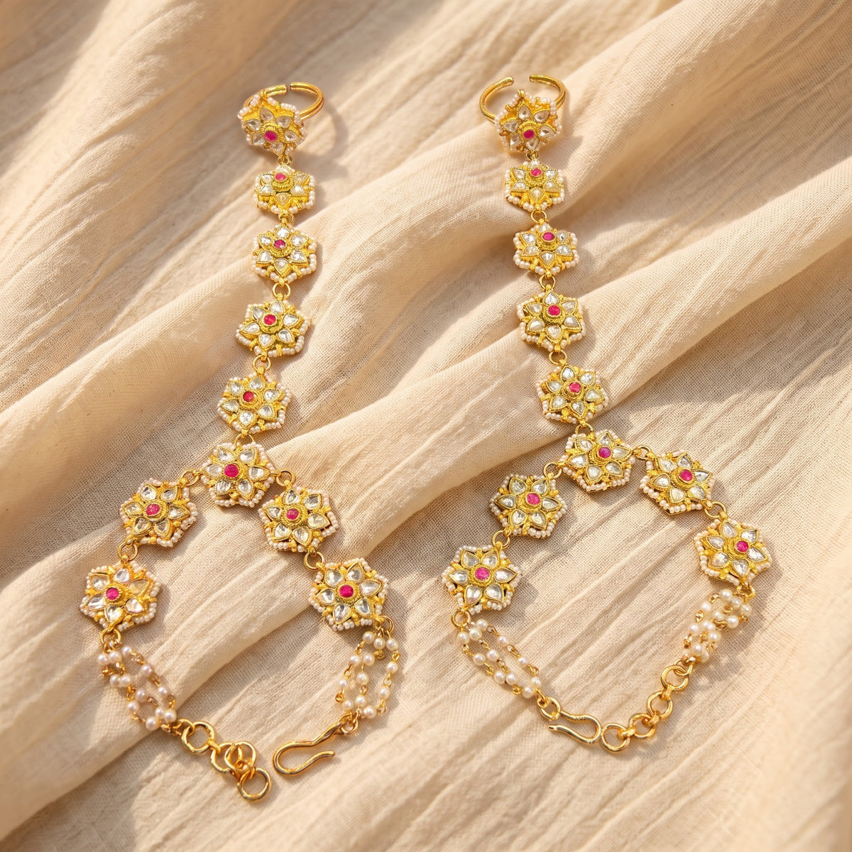 Ruhan Ruby Kundan Hathphool