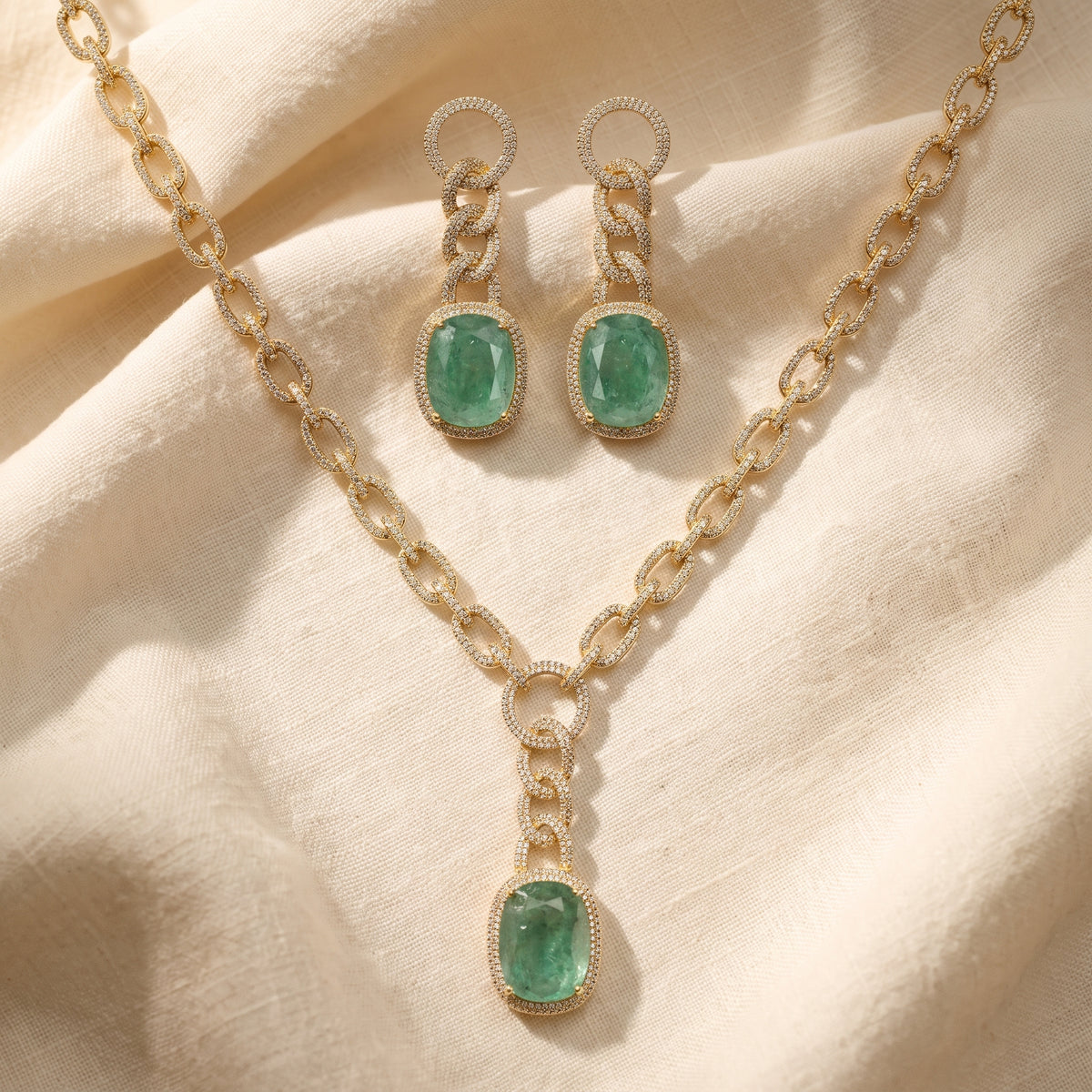 Elara Emerald Diamond Link Necklace Set