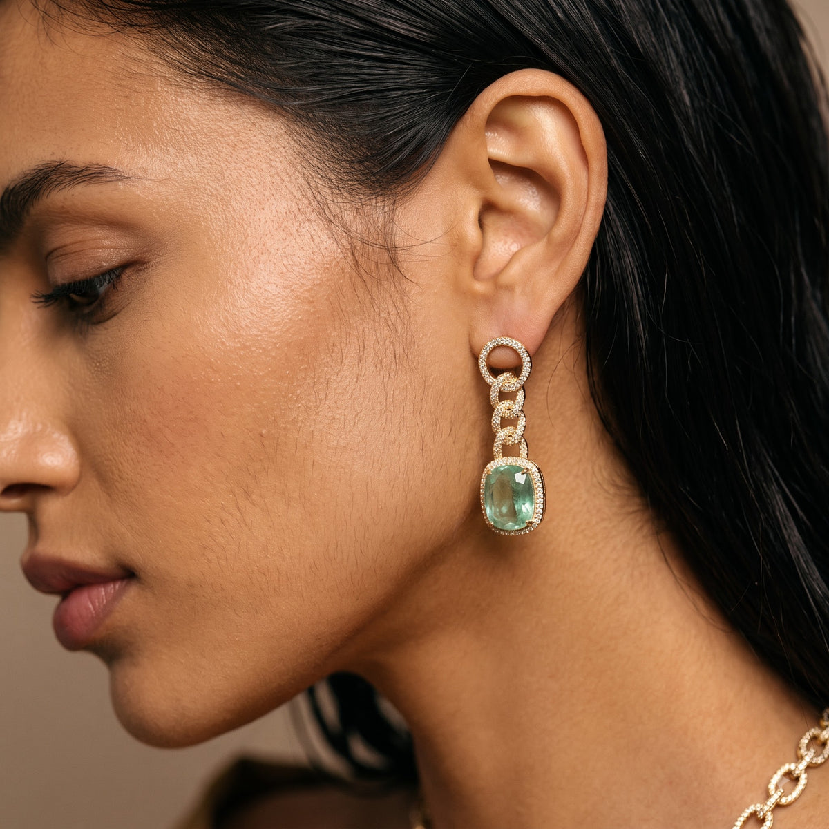 Elara Emerald Diamond Link Necklace Set